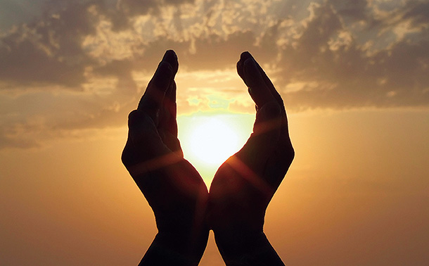 psicología y espiritualidad mandala, nto personal #CrecimientoPersonal #DesarrolloPersonal Autoconocimiento #Autoconocimiento #Conócete Meditación y mindfulness #Meditación #Mindfulness Terapia holística #TerapiaHolística #EnfoqueHolístico Bienestar emocional #BienestarEmocional #SaludMental Sanación interior #SanaciónInterior #HealingJourney Desbloqueo emocional #DesbloqueoEmocional #Libérate Técnicas de relajación #TécnicasDeRelajación #Relajación Conexión mente-cuerpo #ConexiónMenteCuerpo #CuerpoMental Inteligencia emocional #InteligenciaEmocional #Emociones Terapia de pareja #TerapiaDePareja #RelacionesSaludables Psicoterapia transpersonal #PsicoterapiaTranspersonal #Psicoterapia Técnicas de liberación emocional #LiberaciónEmocional #EFT Propósito vital #PropósitoVital #EncuentraTuPropósito Gestión del estrés #GestiónDelEstrés #VivirSinEstrés Sueños y simbolismo #InterpretaciónDeSueños #Simbolismo Autocuidado #Autocuidado #CuidaDeTi Psicología humanista #PsicologíaHumanista #Humanismo Arquetipos #Arquetipos #PsicologíaArquetipal Psicología vital #PsicologíaVital #VidaConSentido Técnicas de respiración #TécnicasDeRespiración #Respira Desarrollo espiritual #DesarrolloEspiritual #CrecimientoEspiritual Equilibrio emocional #EquilibrioEmocional #Estabilidad Autocompasión #Autocompasión #SéAmableContigo Terapia de grupo #TerapiaDeGrupo #ApoyoMutuo Visualización creativa #VisualizaciónCreativa #Imagina Ciencia de la felicidad #CienciaDeLaFelicidad #Felicidad Reconexión espiritual #ReconexiónEspiritual #Espiritualidad Psicología de la atención plena #AtenciónPlena #MindfulLiving Cambios de hábitos #CambiosDeHábitos #HabitosSaludables Terapia integrada #TerapiaIntegrada #EnfoqueIntegral Resiliencia #Resiliencia #Superación Terapia de autoconfianza #Autoconfianza #ConfianzaEnUnoMismo Fobias y miedos #Fobias #SuperaTusMiedos Psicología positiva #PsicologíaPositiva #Positividad Terapia de juego #TerapiaDeJuego #TerapiaInfantil Psicología en Barcelona #PsicologíaBarcelona #TerapeutasBarcelona Estudio de casos #EstudioDeCasos #PsicologíaClínica Terapia de arte #TerapiaDeArte #ArteTerapia Trabajo con símbolos #Símbolos #TrabajoSimbolico Transformación personal #TransformaciónPersonal #CambioPositivo Introspección #Introspección #MiraDentro Zona de confort #FueraDeLaZonaDeConfort #CrecimientoFuera Crianza consciente #CrianzaConsciente #ParentalidadPositiva Mindfulness para niños #MindfulnessNiños #NiñosConscientes Acompañamiento psicológico #AcompañamientoPsicológico #PsicologíaDeApoyo Terapias alternativas #TerapiasAlternativas #AlternativasDeSalud Empoderamiento personal #EmpoderamientoPersonal #SéTuMejorVersión